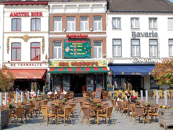 Horecavloer Roermond – gietvloer restaurantkeuken