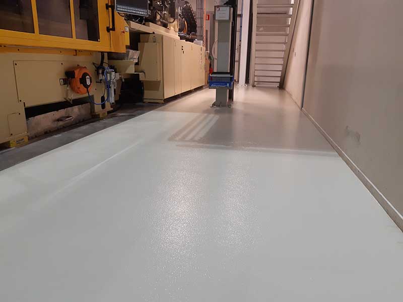 Lees meer over het artikel Antislip fabrieksvloer realiseren in Elst